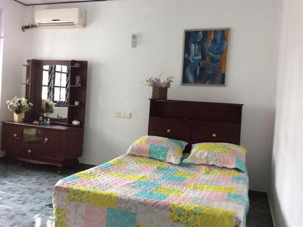 Travelway Holiday Home-Nugegoda
