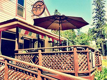 Whitefish Hostel
