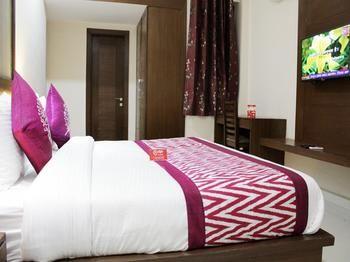 OYO Rooms Noida Expressway Sector 44