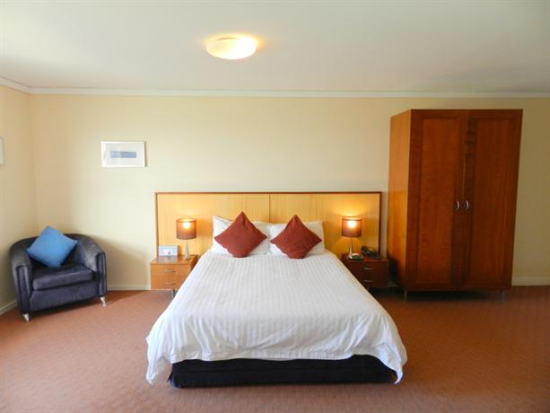The Ocean Beach Hotel Perth