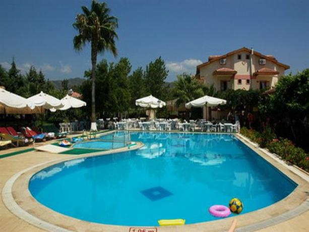 Club & Hotel Turkuaz Garden