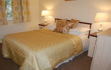 Airport Orchard Bed and Breakfast