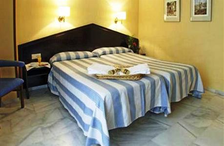 Navas Hotel