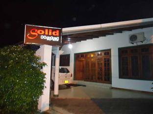 Ratmalana Solid Hotel