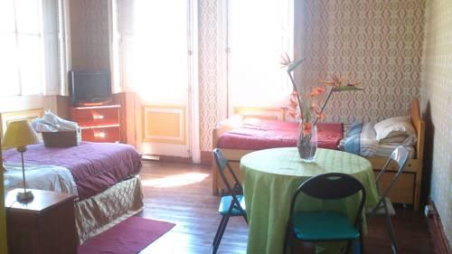 Hostal Costa Manantial