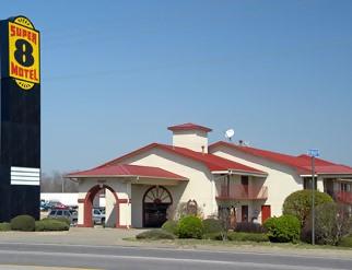 Super 8 Motel Cassville