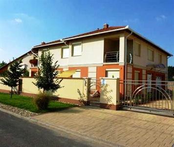 Elek Apartmanhaz