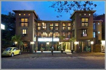 Tamarindo Mango condominiums