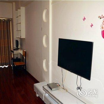 Aijia Fashion Hotel