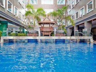 Ease Jomtien Hotel