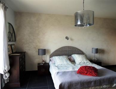 Chateau Serigues