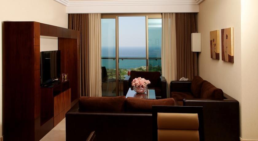 Lancaster Suites