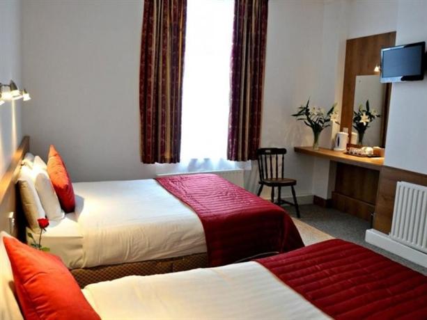 Maple Hotel