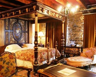 Pierre du Calvet Hotel Montreal