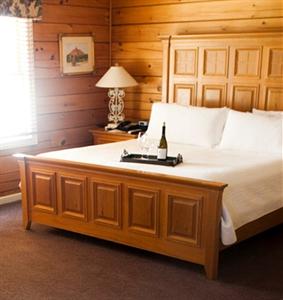 Purple Orchid Inn Resort & Spa