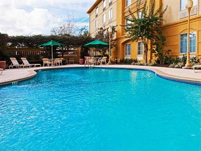 La Quinta Inn and Suites Tampa USF