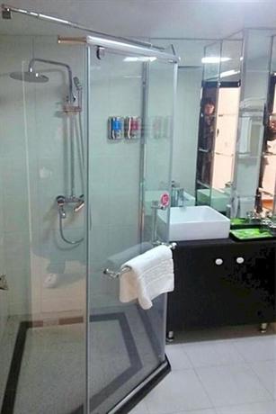 Baifenghui Business Hotel