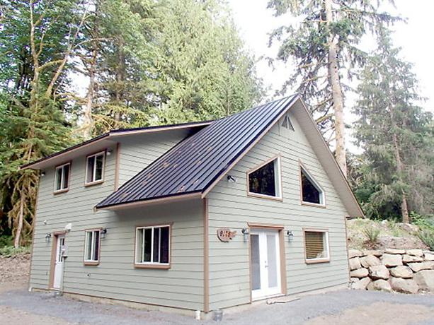 Mount Baker Cabin 2