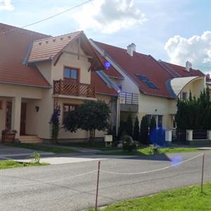Gere Luxusapartman