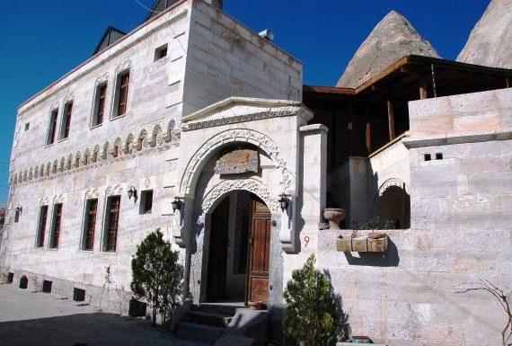 Kismet Cave House