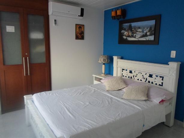 Apartamentos Comodore Bay Club