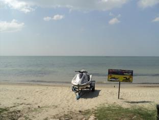 Charty Beach Resort