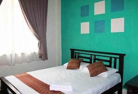 Borneo Backpackers