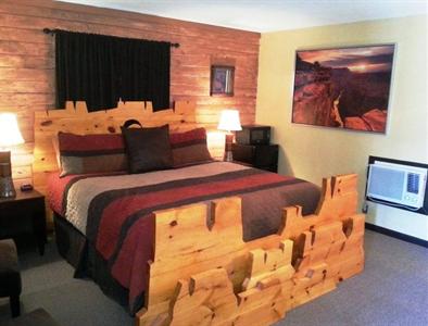 Canyons Lodge