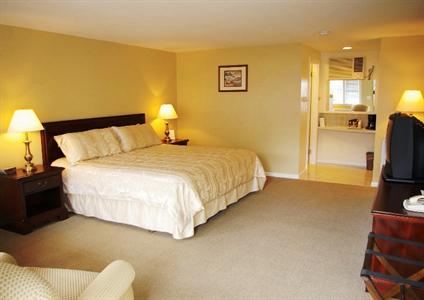 Chatham Highlander Motel