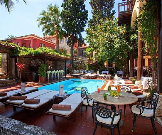 Alp Pasa Regency Suites