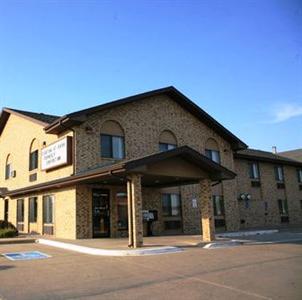 New Victorian Inn & Suites
