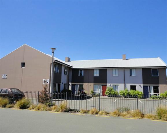Mountfort Park Apartment