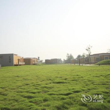 Yangzhou Hongshan Sports Resort Yizheng