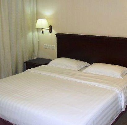 Xinle Honghu International Hotel
