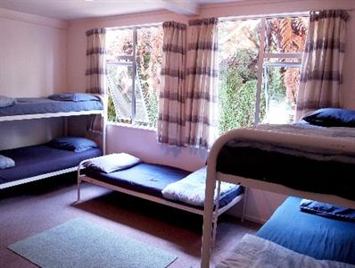 Egmont Eco Lodge YHA