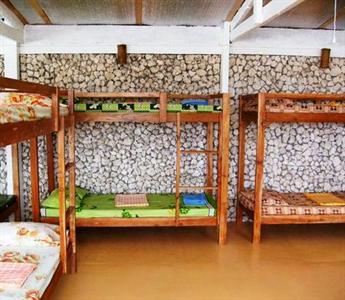 Moalboal Backpacker Lodge