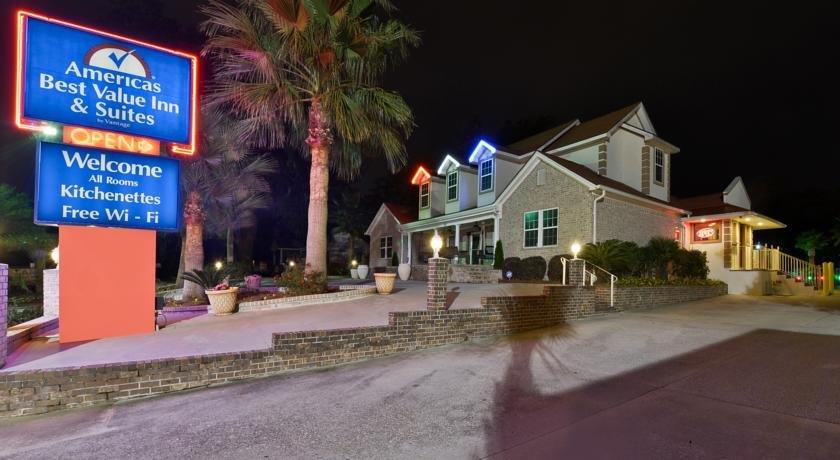 American Inn And Suites Savannah Garden City