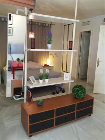 Homestay in Marbella City Centre near Plaza de los Naranjos
