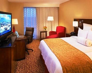 Marriott Cleveland Airport