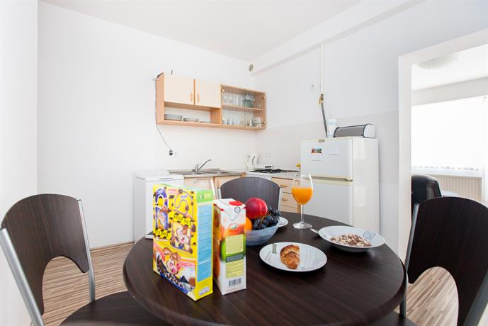 1st Choice Amazing Flat Near Center Wi-Fi P