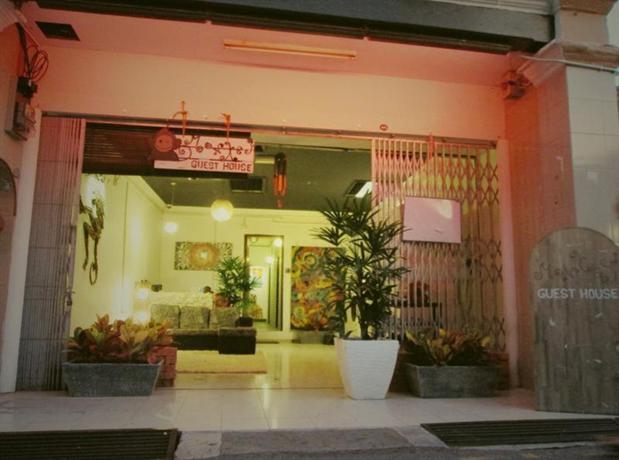 Monkey Guesthouse