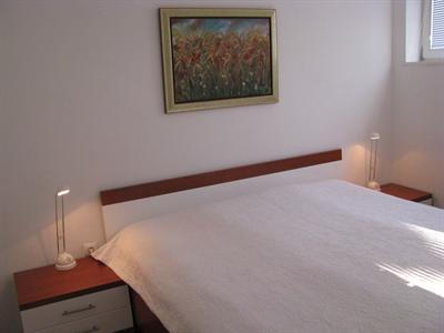 Apartments Pak