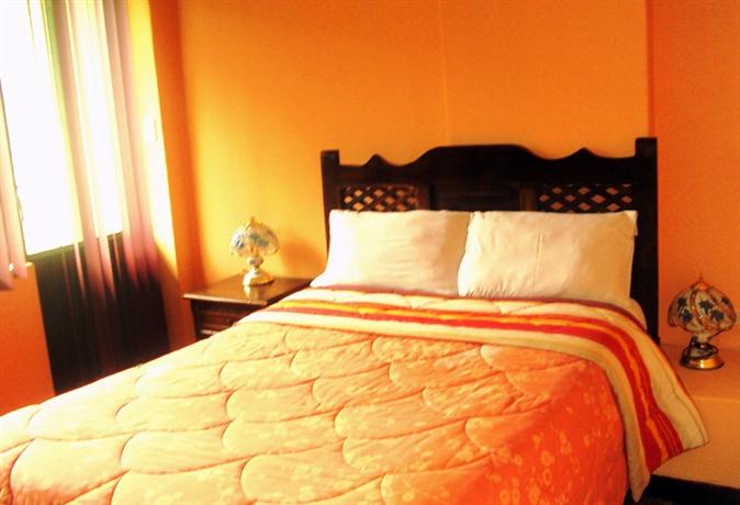 Hostal Jardin Latino