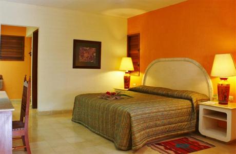Chicanna Ecovillage Resort