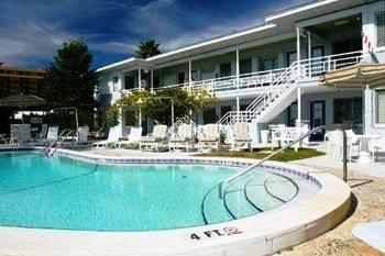 Traveler Motel
