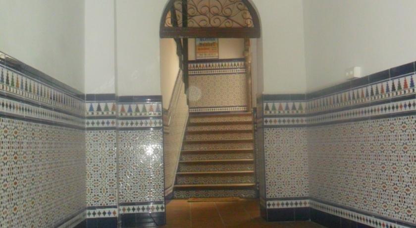 Pension Reina Isabel