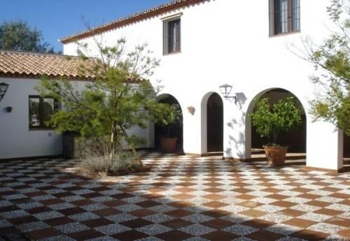Cortijo Perla Blanca