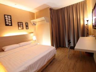 91 Street Boutique Inn
