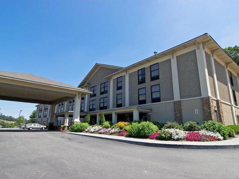 Quality Inn & Suites University