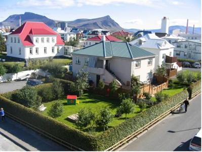 Teigur Rooms and Apartment